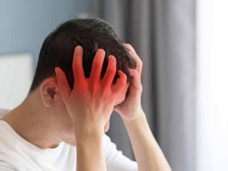 Bị nhức đầu thường xuyên có thể là dấu hiệu sớm đột quỵ  