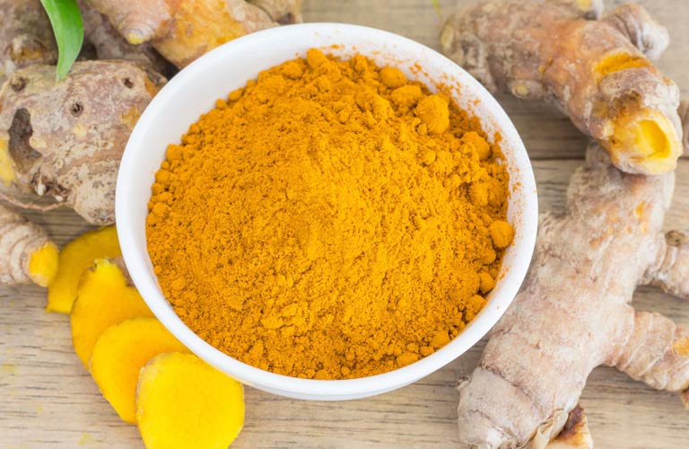 Nghệ vàng có khả năng chống oxy hóa mạnh, giảm viêm, làm lành tổn thương và tái tạo niêm mạc dạ dày
