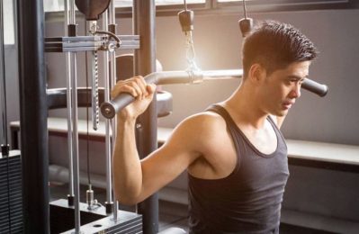 Việc tập gym có thể hỗ trợ trong quá trình điều trị thoát vị đĩa đệm