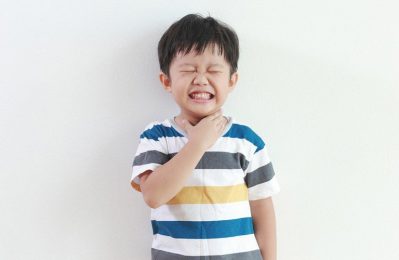 Trẻ bị viêm họng nhưng không ho là một tình trạng khá phổ biến mà phụ huynh cần chú ý