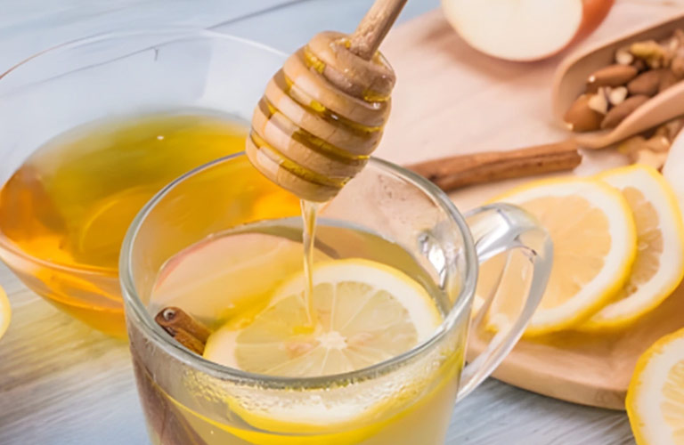 Chanh có tính axit, giúp làm loãng đờm và hỗ trợ giảm ho