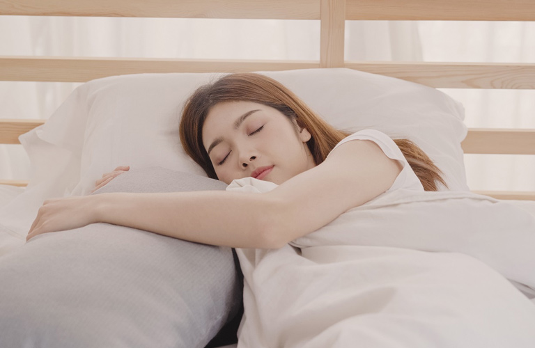 Ngủ đúng giờ để giữ cho tinh thần và sức khỏe luôn ở trạng thái tốt nhất Ngủ đúng giờ để giữ cho tinh thần và sức khỏe luôn ở trạng thái tốt nhất