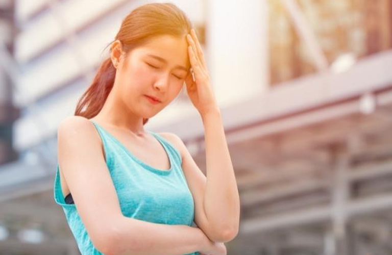 Bị say nắng đau đầu có thể do khí huyết ứ trệ không lưu thông