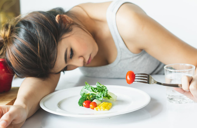 Chán ăn mất ngủ có thể dẫn đến suy nhược cơ thể, giảm sức đề kháng