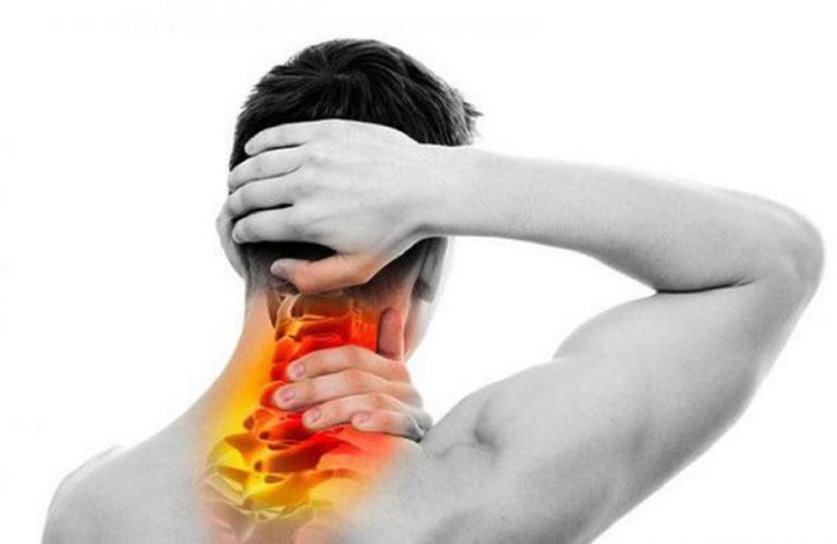 Đau nửa đầu vai gáy là hiện tượng vùng đầu và cổ của bà con cảm thấy căng cứng