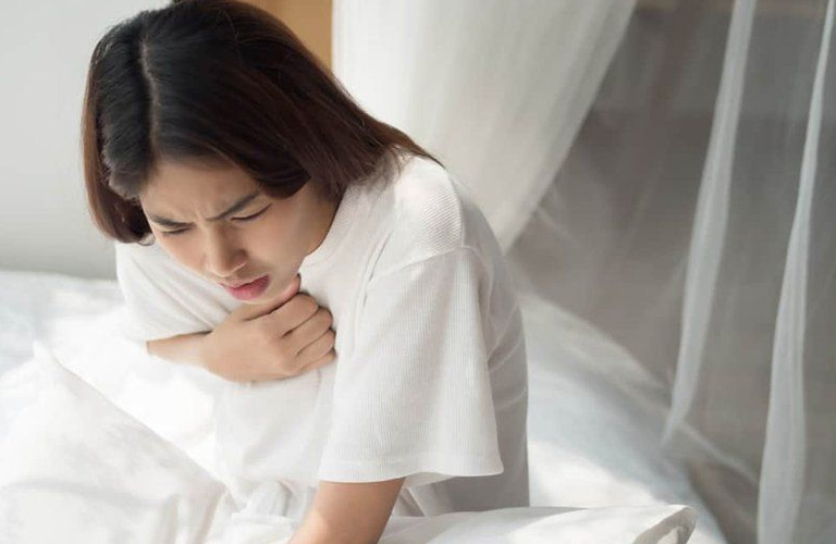 Các vấn đề về hô hấp, tim mạch có thể là nguyên nhân chính gây ra khó thở mất ngủ