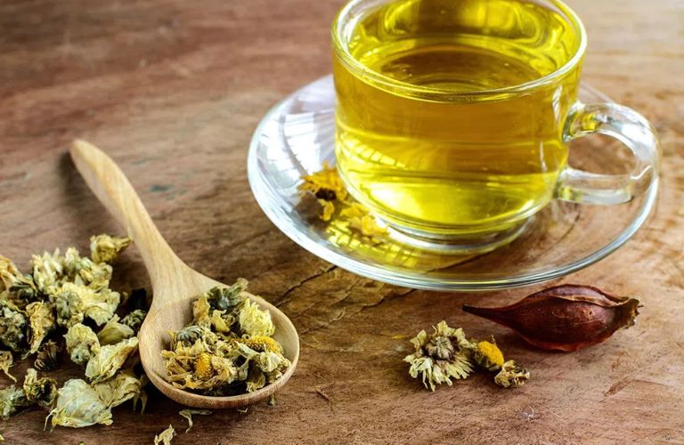 Hoa cúc giúp thư giãn hệ thần kinh, giảm căng thẳng, dễ đi vào giấc ngủ hơn