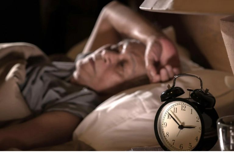 Tình trạng rối loạn giấc ngủ ở người cao tuổi làm giảm chất lượng cuộc sống