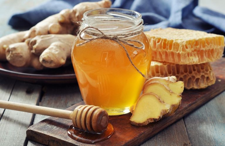 Uống nước gừng mật ong có tác dụng ấm bụng giảm lo âu