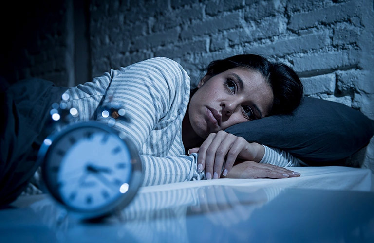 Mất ngủ kéo dài không chỉ đơn giản là sự thiếu ngủ vào ban đêm mà còn gây ra nhiều tác hại nghiêm trọng