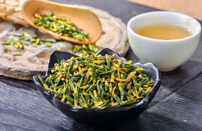 Trà trị mất ngủ từ tâm sen được xem là vị thuốc “an thần nhẹ” trong Đông y