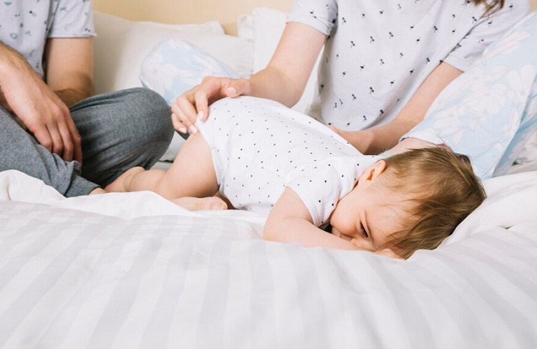 Trào ngược dạ dày ở trẻ 2 tuổi gây lo lắng không nhỏ cho các bậc phụ huynh