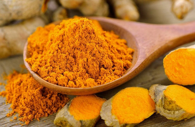 Trào ngược dạ dày uống tinh bột nghệ vẫn được nhiều người rỉ tai nhau áp dụng