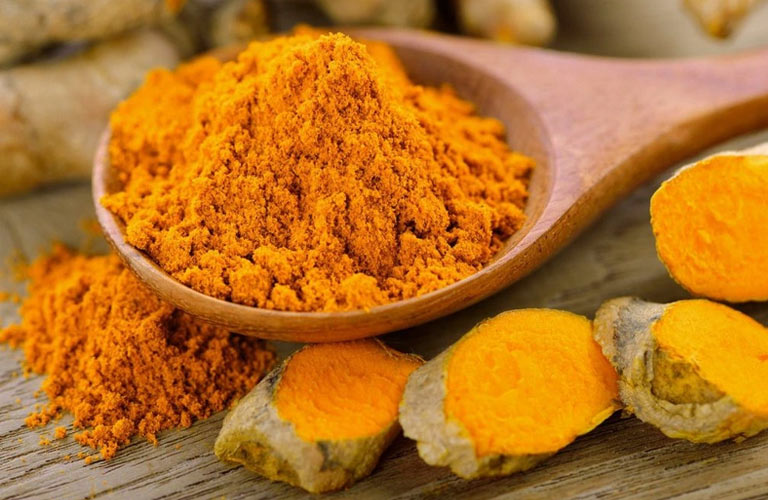 Trị trào ngược dạ dày bằng nghệ là một phương pháp đã được sử dụng rộng rãi trong dân gian