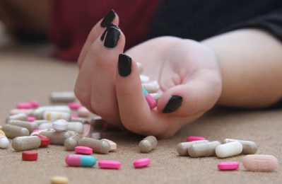 Uống thuốc ngủ có hại nếu bà con lạm dụng hoặc dùng sai cách