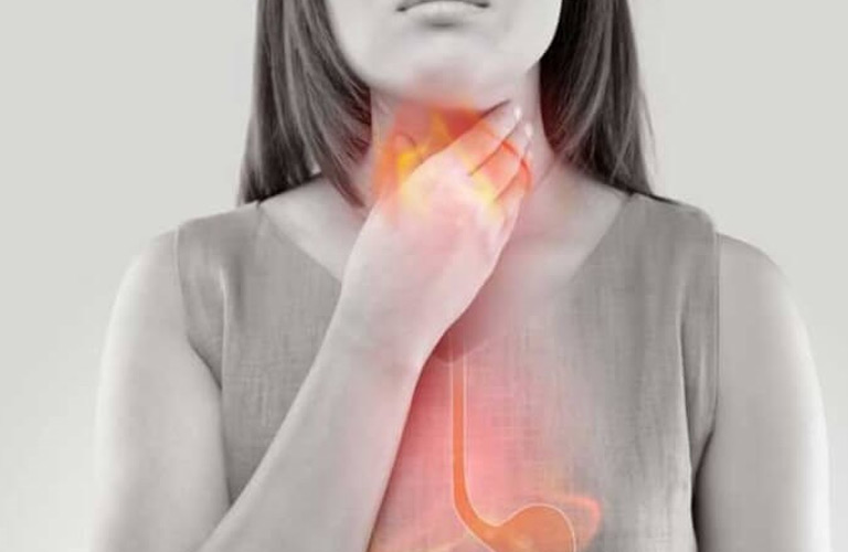 Cảm giác đầy bụng, khó tiêu hoặc ợ hơi liên tục, thường xuyên xảy ra sau mỗi bữa ăn